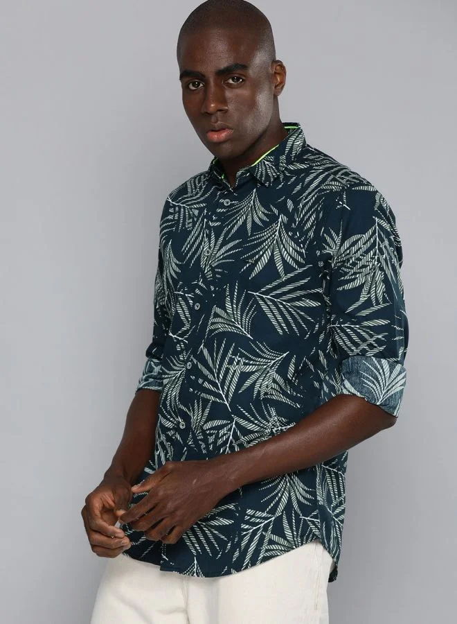 شركة المرآب الهندية Men Slim Fit Tropical Full Sleeves Cutaway Collar Casual Shirt