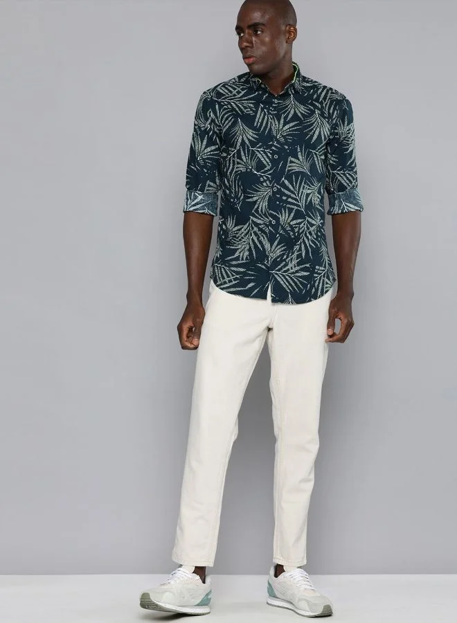 شركة المرآب الهندية Men Slim Fit Tropical Full Sleeves Cutaway Collar Casual Shirt