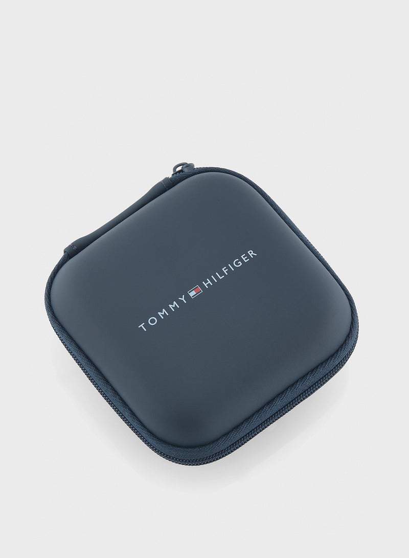 TOMMY HILFIGER Necklace with an Engraved Plaque - Image 4