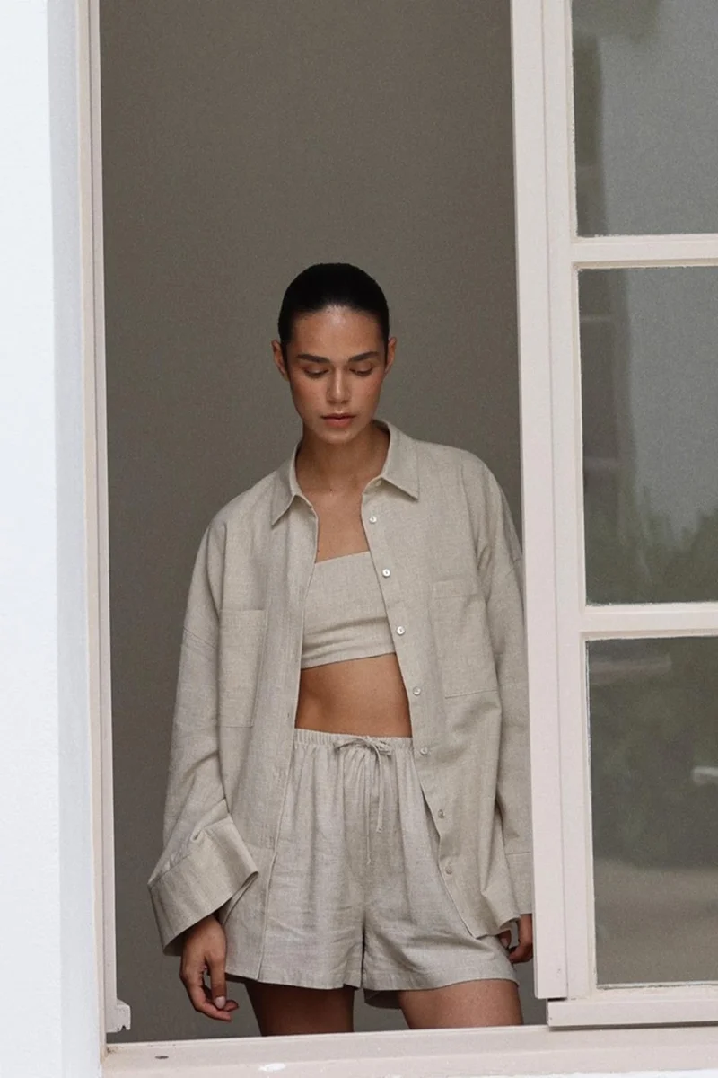 سود كوليكشن Saud Collection Natural Barley Elastic Linen Shorts
