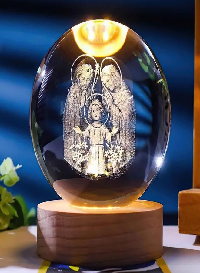 Jesuspirit روح يسوع - ديكور مسيحي، مصباح ليلي بقاعدة خشبية وكرة كريستالية، ديكور منزلي - هدايا مسيحية للرجال والنساء (العائلة المقدسة الكاثوليكية) - Image 1