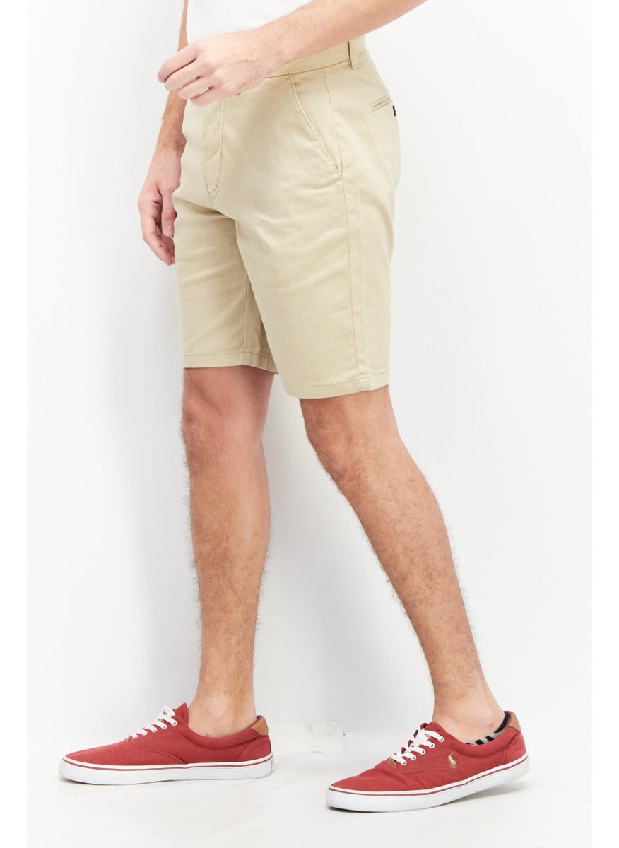 Report Collection - Men Plain Chino Shorts, Brown - Image 1