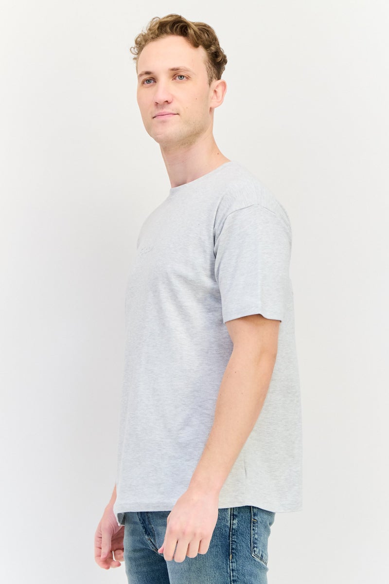 Fudo Men Crew Neck Short Sleeve Brand Logo T-Shirt, Light Grey - Image 2