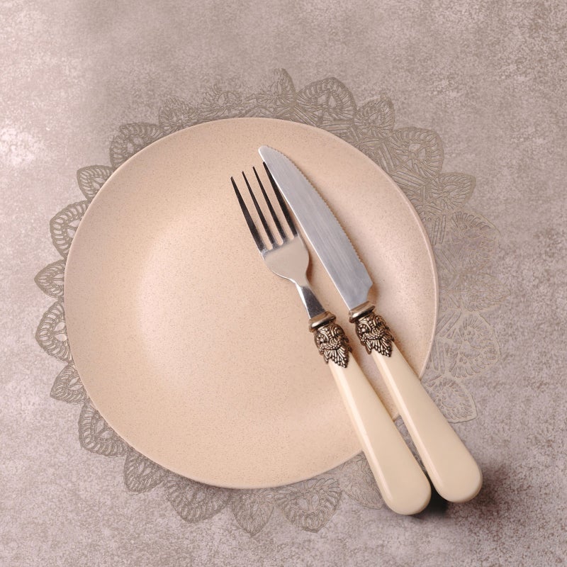 2Pcs Hollow-out Placemat Heat Insulation Mat Table Decor - Image 2