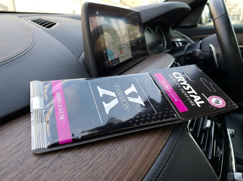 Crystal Hanging Paper Air Freshener Card, Natural Pulp Perfume Pendant for Vehicle Rearview Mirror, Home Closet, Office, Small Space Odor Management, BUBBLE GUM - Image 4