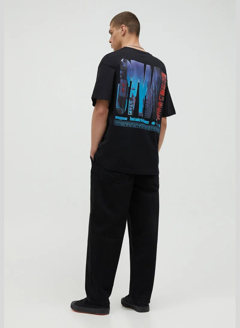 PULL&BEAR Black T-shirt with city slogan