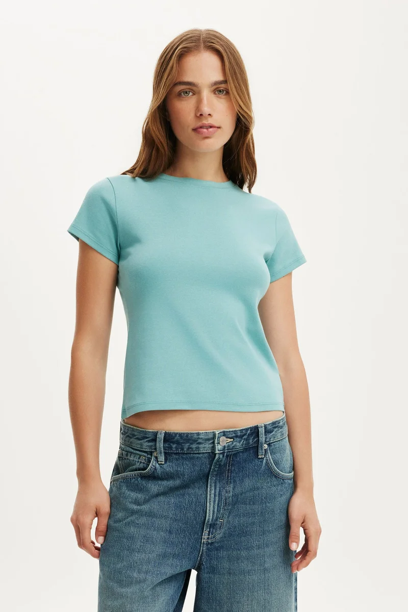 كوتون اون 90s Baby Tee