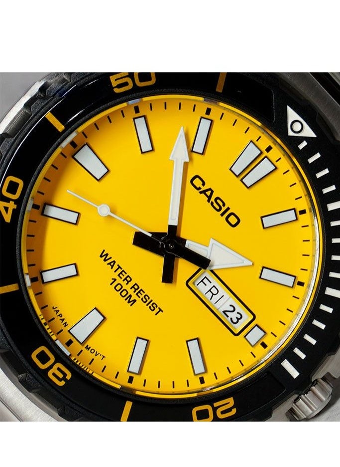 CASIO Casio Watch for Men, with a Stainless Steel Band, Model MTD-125D-9A  - Image 3