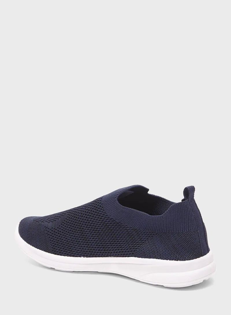 Oaklan by Shoexpress Youth Low Top Slip On Sneakers