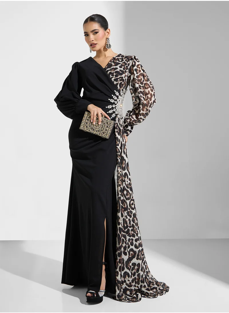نمشي x Maxi Wrap Dress With Leopard Print Trail