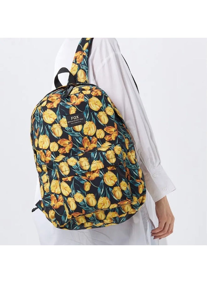 فوكس حقيبة ظهر صفراء مزخرفة بنقشة زهور - حقيبة ظهر أنيقة للكمبيوتر المحمول مقاس 15.6 بوصة مع جيب أمامي قابل للتعديل وبطانة داخلية مقاومة للماء - خفيفة الوزن ومتينة وواسعة (50 × 30 سم)