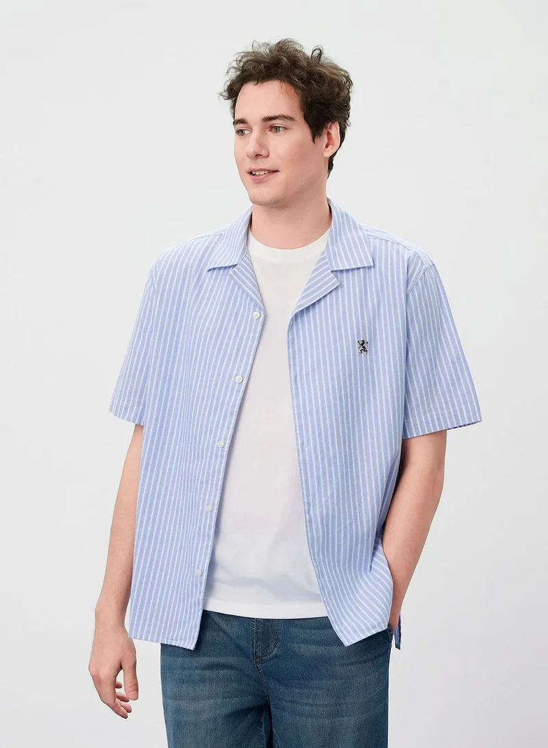 GIORDANO  Men's Relaxed Fit Short Sleeve Lion Oxford Shirt for Men | Best Price UAE