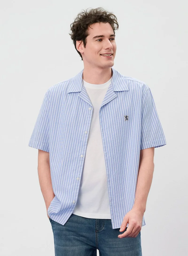 GIORDANO  Men's Relaxed Fit Short Sleeve Lion Oxford Shirt for Men | Best Price UAE