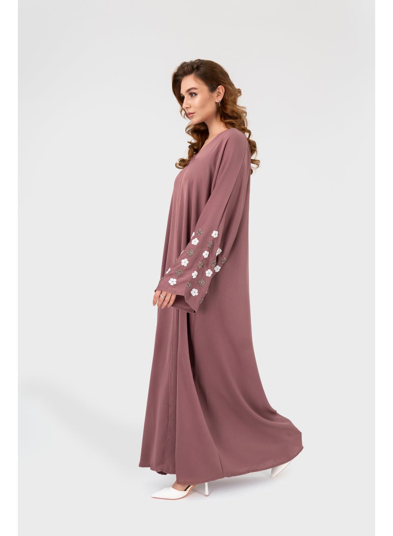 اوفيليا Aya 2-in-1 Buttoned Open Abaya with Hand-Embroidered Floral - Image 5