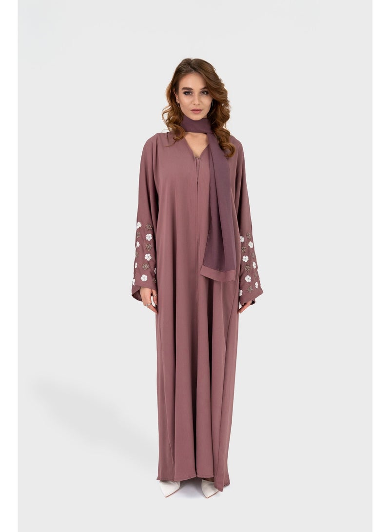 اوفيليا Aya 2-in-1 Buttoned Open Abaya with Hand-Embroidered Floral - Image 1