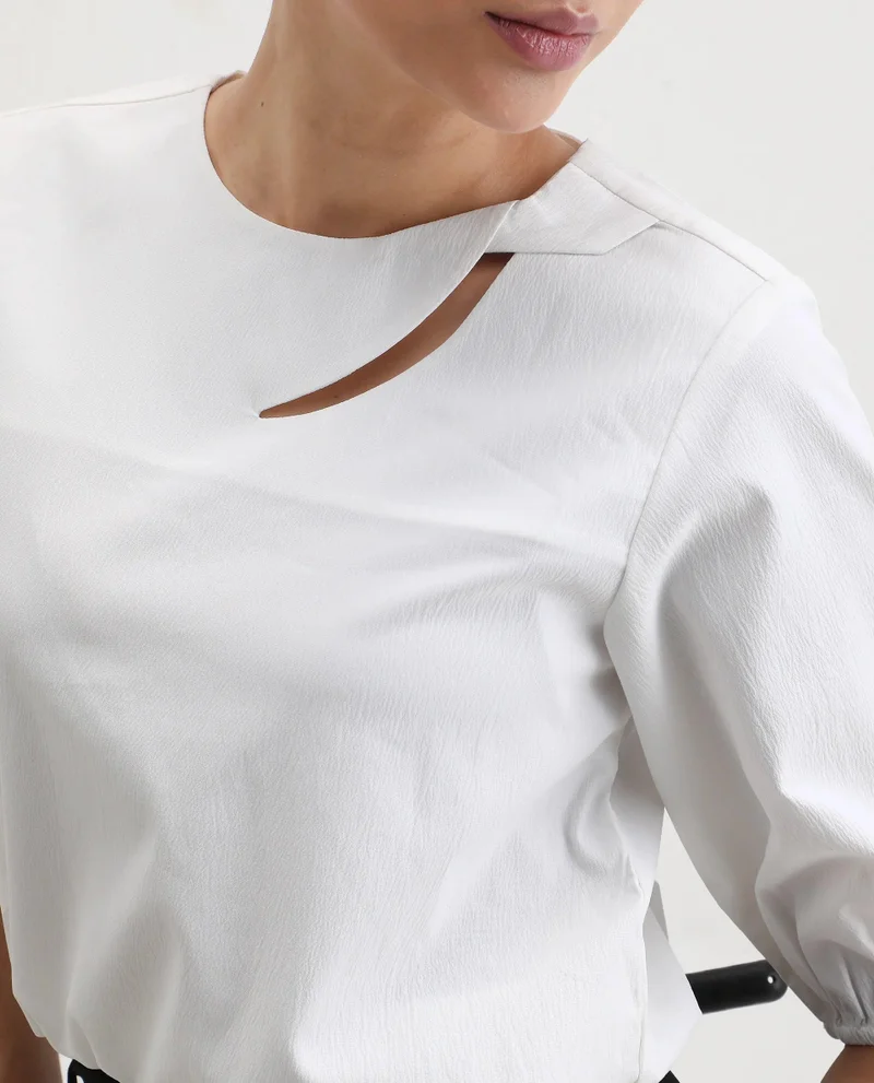 Rareism Women's Twist Detail Neck Crop Top