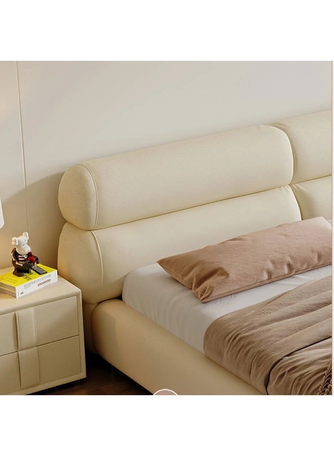 الزخارف للمفروشات سرير ألينا عصري مبطن – مقاس سوبر كينج 200×200 سم، قماش بوكليه ناعم مع لوح رأس مبطن، تصميم منخفض فاخر لغرفة النوم، طابع معاصر أنيق – لون كريمي بيج - Image 2