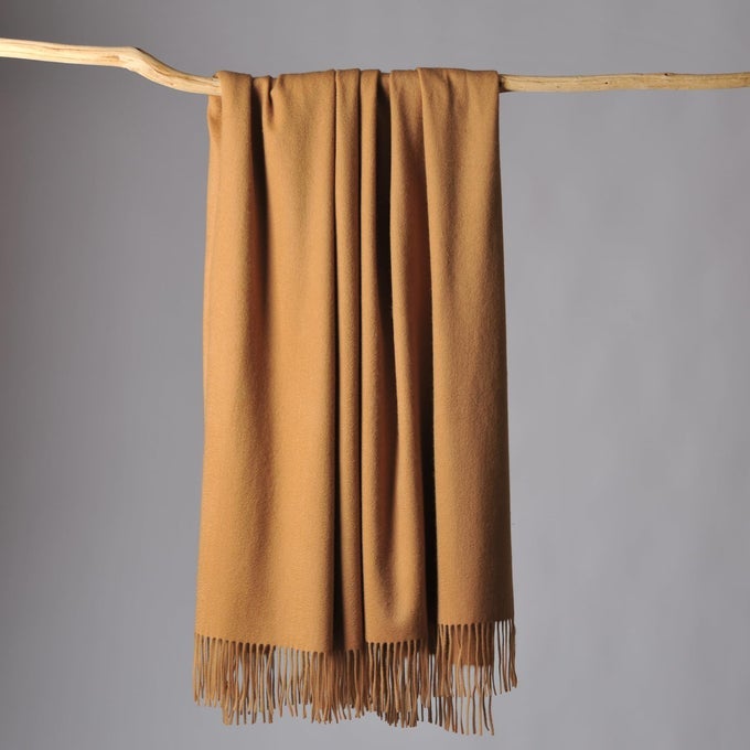 PREMIUM CASHMERE THROW BLANKET WITH FRINGE LUXURIOUSLY SOFT CAMEL