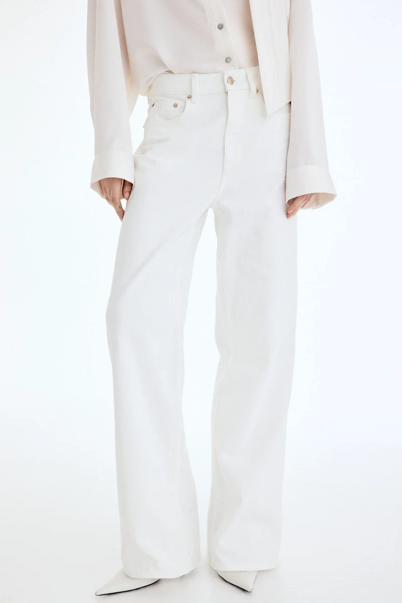 اتش اند ام جينز بخصر عالي وقصّة واسعة