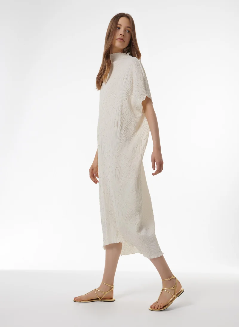 ليم Circular Pattern Plisse Kaftan