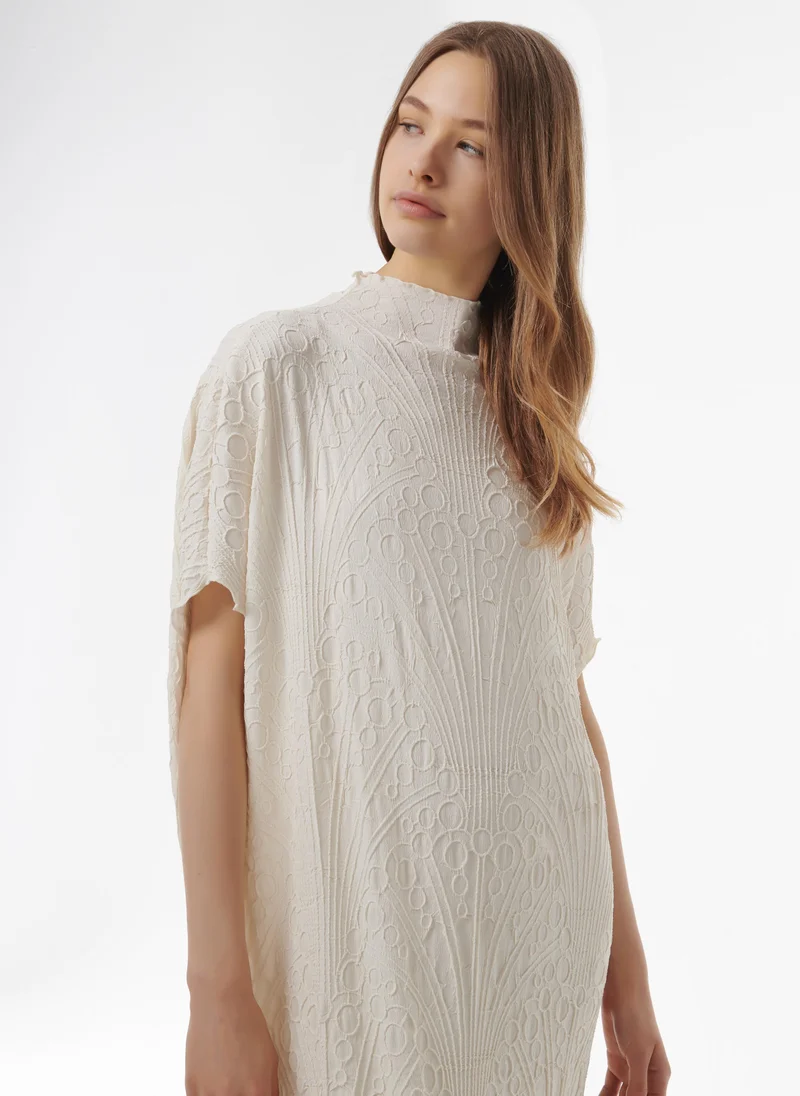 leem Circular Pattern Plisse Kaftan
