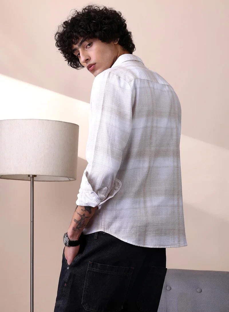 Campus Sutra Campus Sutra Men's Sand Beige & Daisy White Velobrush-Tactile Shirt For Casual Wear | Spread Collar | Long Cuffed Sleeves | Button Closure | Shirt Crafted With Comfort Fit For Everyday Wear