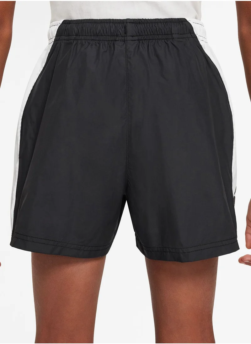 نايكي Youth Nsw Graphics Star Shorts