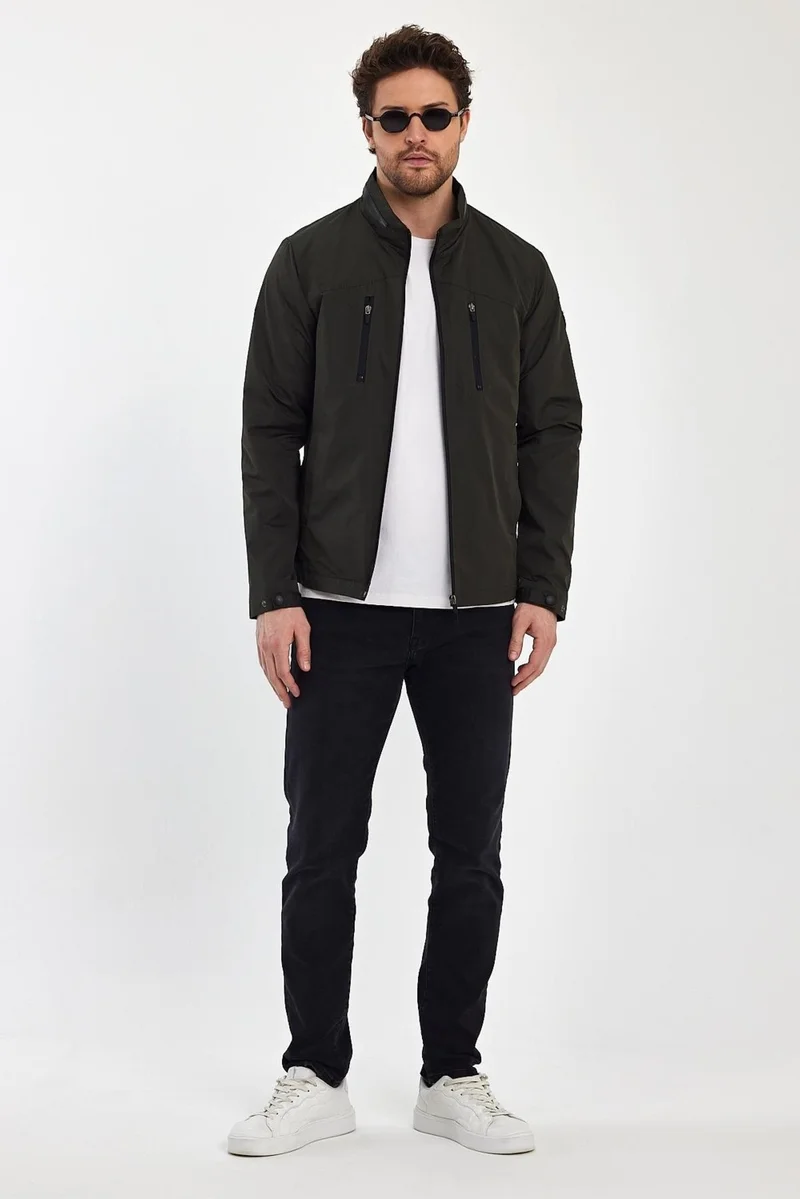 Sivaist Men's Green Judge Collar Multi-Pocket Water and Wind Repellent Seasonal Coat & Jacket