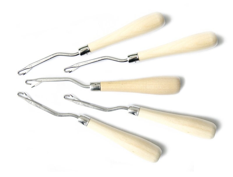 Ms Fenda 5pcs/lot Wooden Handle Latch Crochet Hooks Hair Weave Needle wigs Knitting Extensions styling tools Carpets Making Repair Craft Tools - Image 3