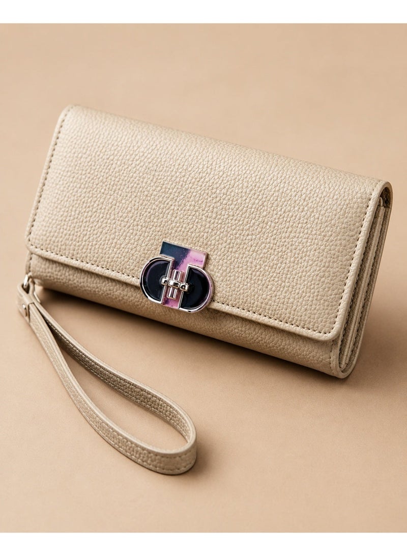zoba Elegant long women's wallet – beige pebbled leather with a gold and black metal clasp – practical wallet for cards, cash, and mobile phone - Image 2