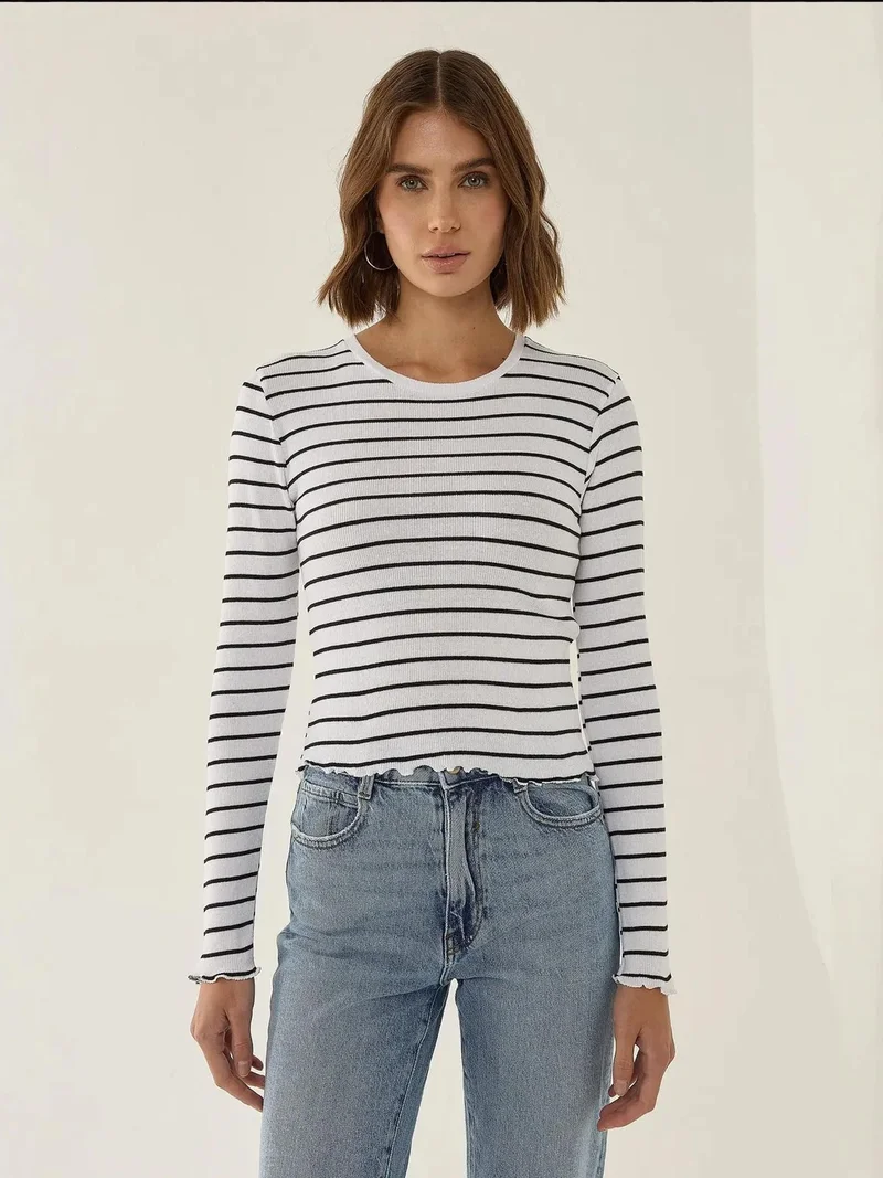 Slim Fit Crew Neck Basic Top