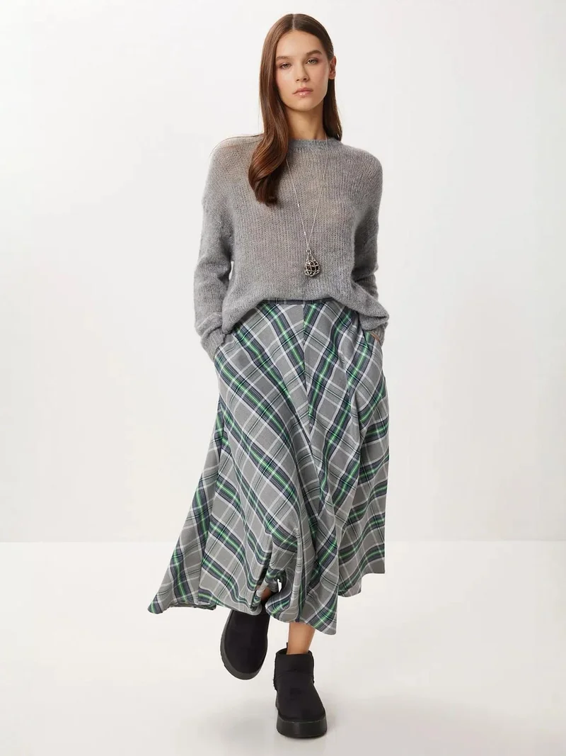 Lovely Istanbul ISTANBUL Pocket Detailed Long Plaid Skirt with Zipper Closure