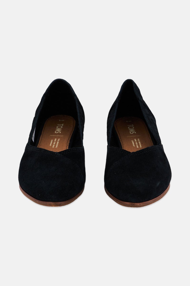 TOMS Women Jutti Dimond Emboss Slip On Flats, Black - Image 4