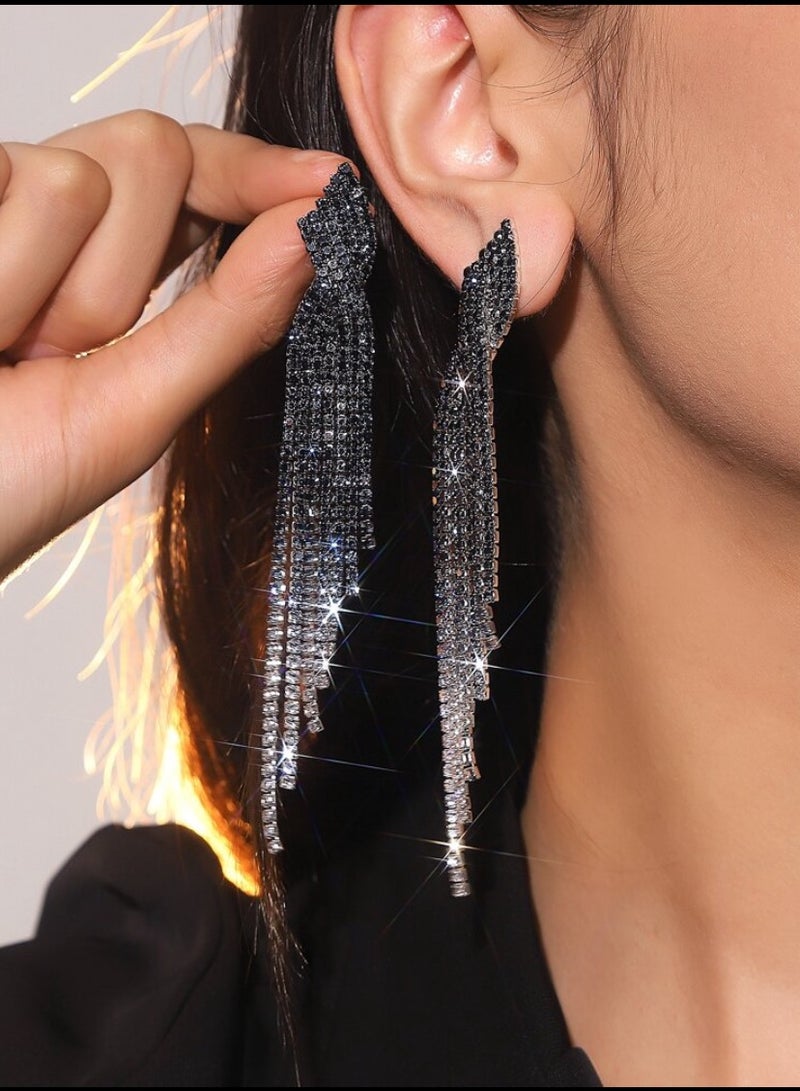 إيكوال حلق أذن نسائي طويل انيق وعصري مرصع بالزركون - Image 1