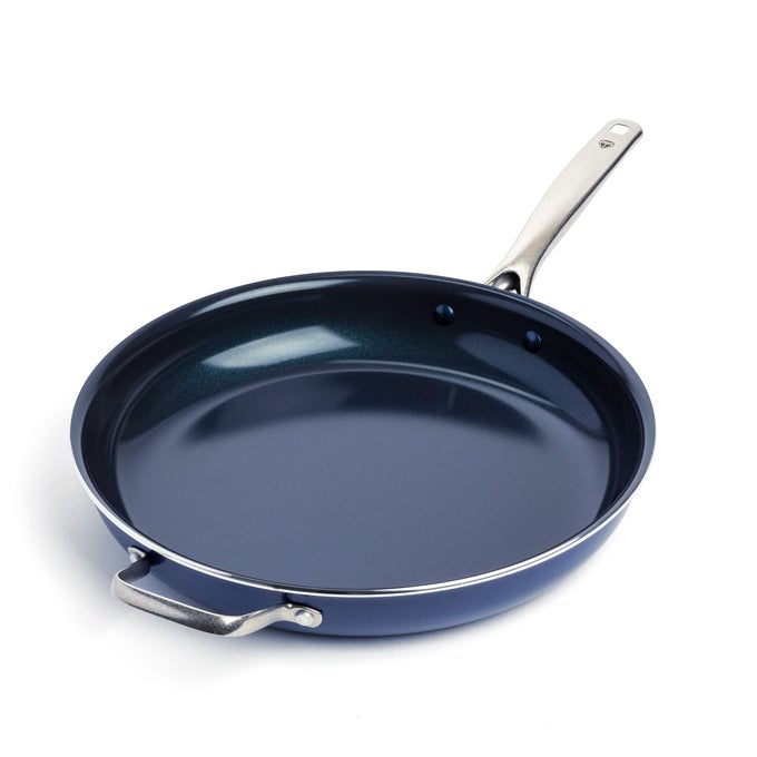 14 NONSTICK FRYING PAN PFAS FREE CERAMIC FAMILY PAN JUMBO PAN WITH HELPER HANDLE DIAMOND INFUSED NONSTICK SKILLET DISHWASHER OVEN SAFE DURABLE NON TOXIC METAL UTENSIL SAFE BLUE