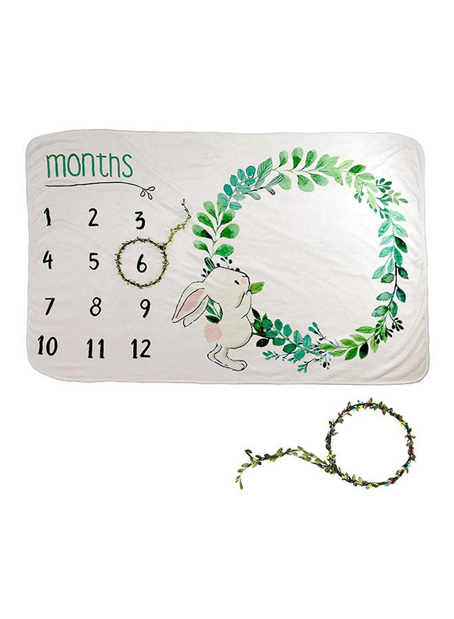 Monthly Milestone Super Soft and Warm Blanket With Flower Wreath, Polyester Fiber Material - Image 1