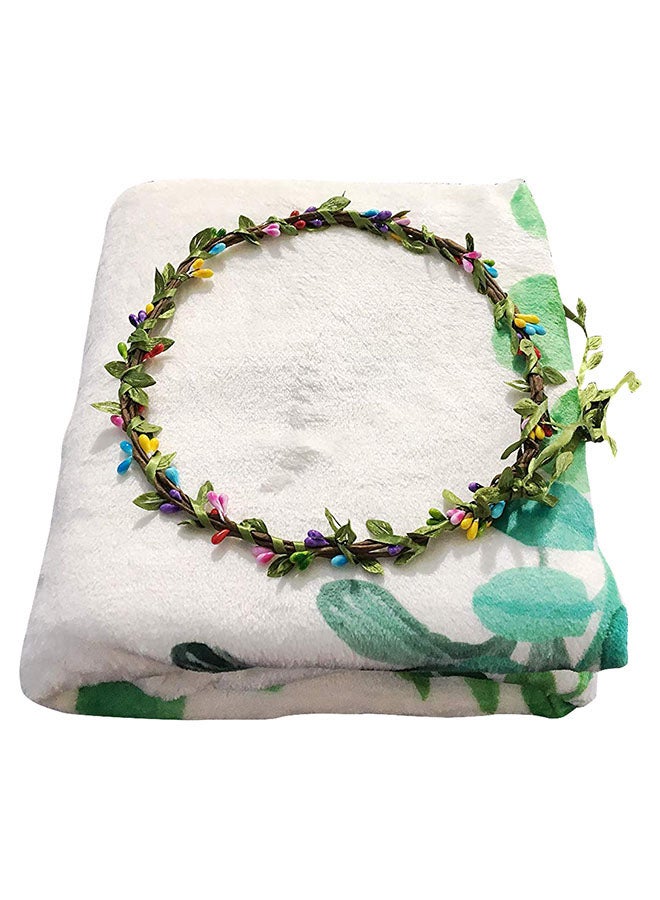 Monthly Milestone Super Soft and Warm Blanket With Flower Wreath, Polyester Fiber Material - Image 3