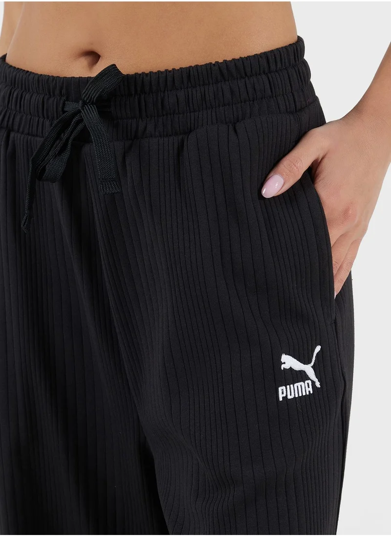 PUMA Classics Ribbed Relaxed Pants