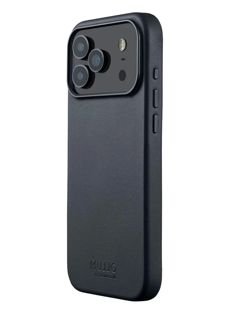 موجو جراب جلدي لجهاز iPhone 17 Pro Max - بلون البازلت مع Magsafe. مصنوع من جلد فاخر، يجمع هذا الجراب الفاخر بين الأناقة والمتانة، ليمنحك مظهرًا أنيقًا وراقيًا مع حماية فائقة.