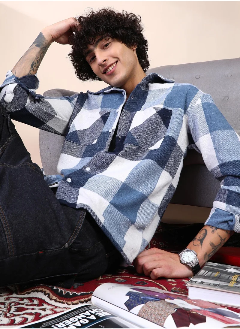 كامبوس سوترا Campus Sutra Men's Blue & White Buffalo-Check Utility Shacket For Casual Wear | Spread Collar | Long Cuffed Sleeves | Button Closure | Overshirt/Shacket Crafted With Comfort Fit For Everyday Wear