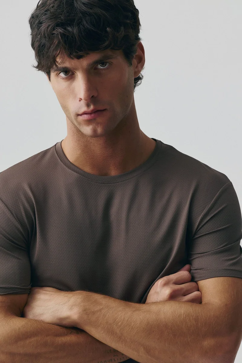 H&M Muscle Fit Sports top with DryMove™