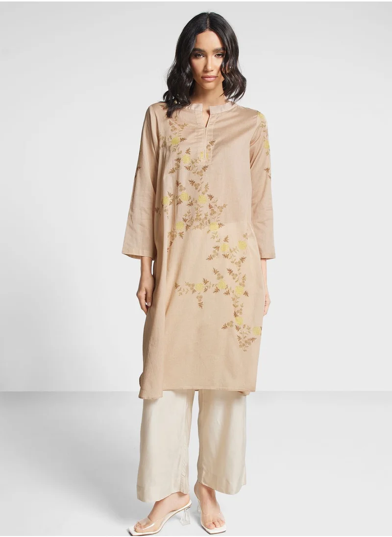 Nishat Linen Embroidered Kurti
