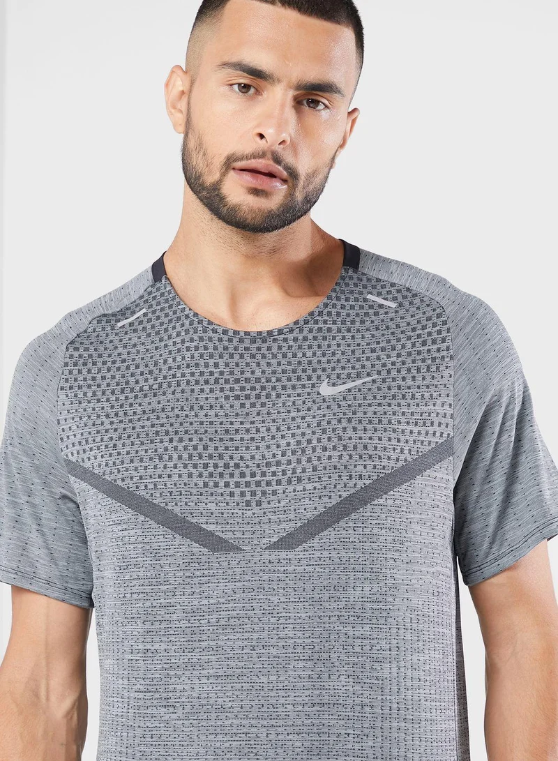 Nike Men's Dri-FIT ADV Techknit Ultra T-Shirt