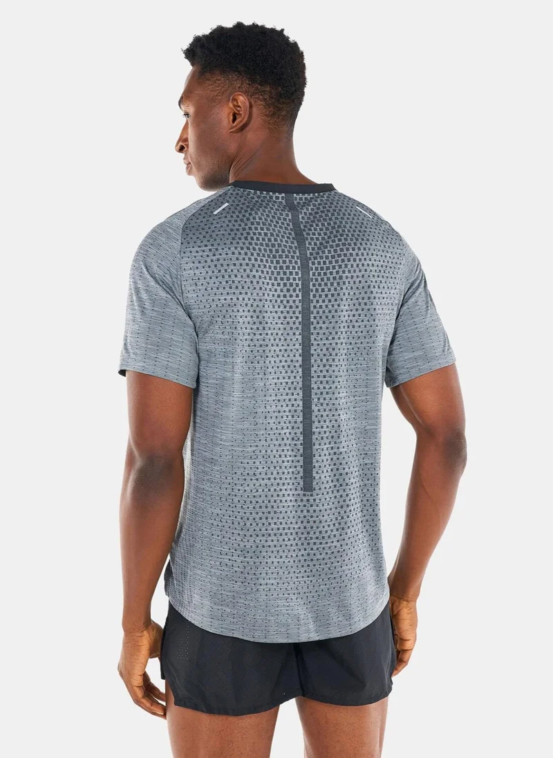 Nike Men's Dri-FIT ADV Techknit Ultra T-Shirt