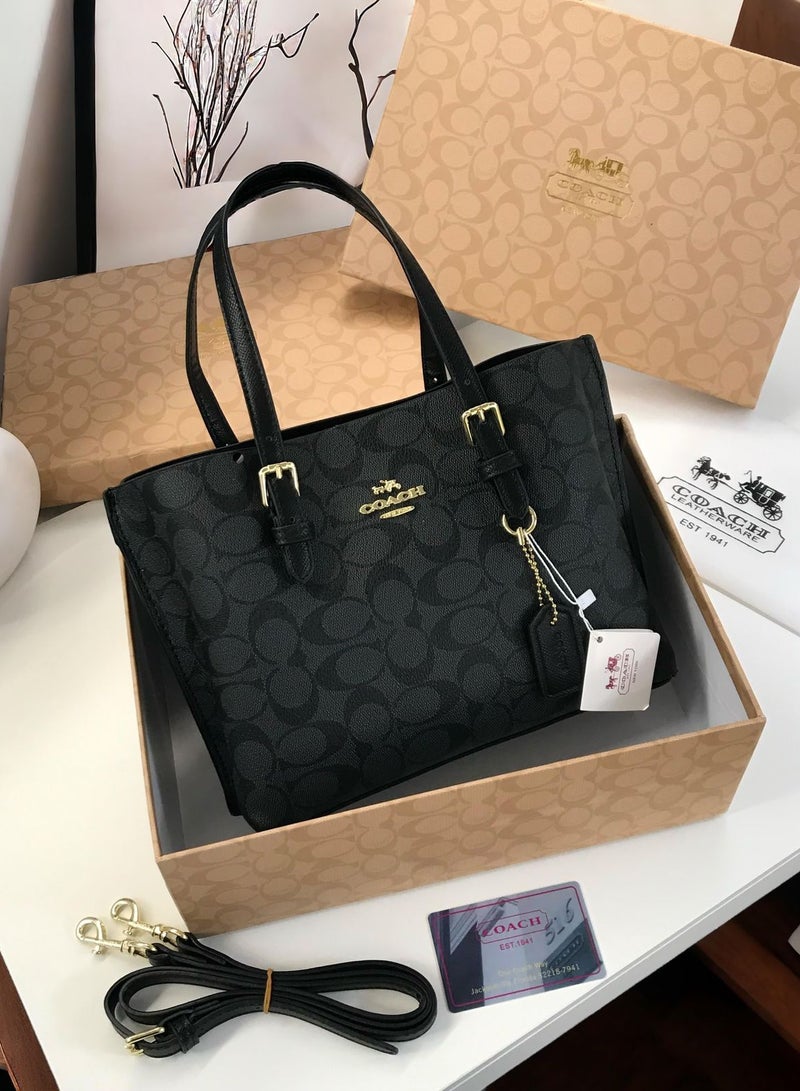 Luxurious and elegant women's bag