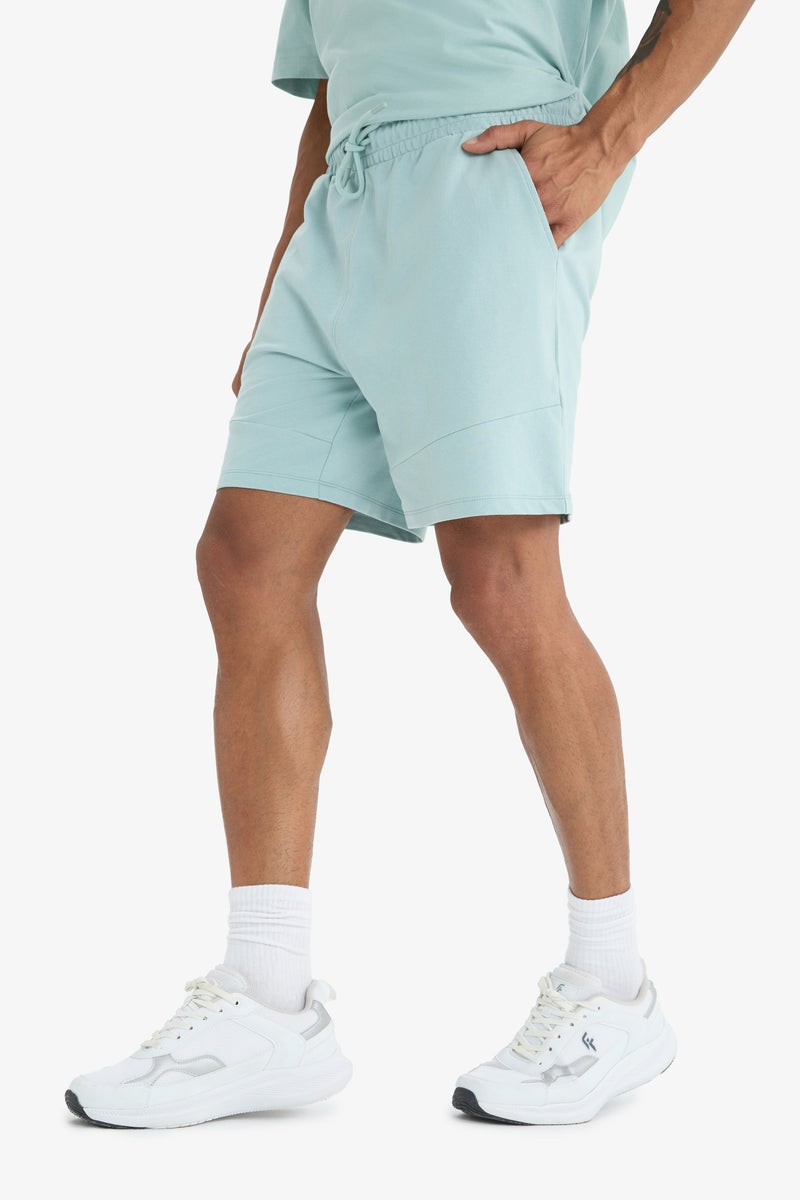 DeFacto Man Standard Fit Thin Sweatshirt Fabric Short Leg Shorts - Image 2