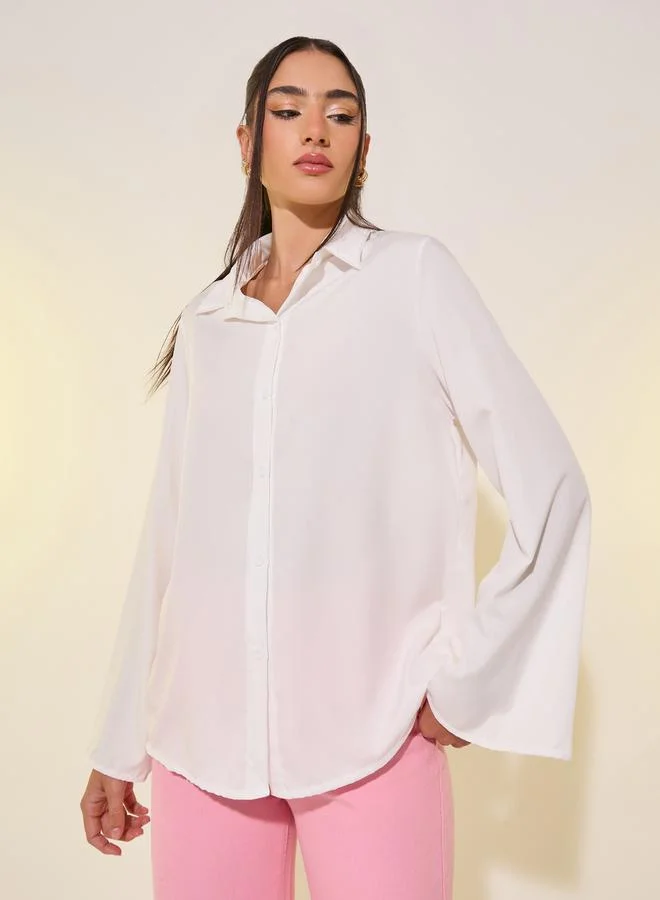 تايك تو قميص أبيض بأكمام طويلة وياقة سبريد سادة