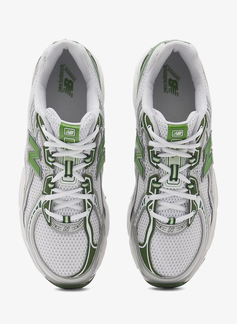New Balance 740 Sneakers