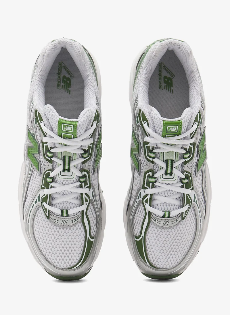 New Balance 740 Sneakers