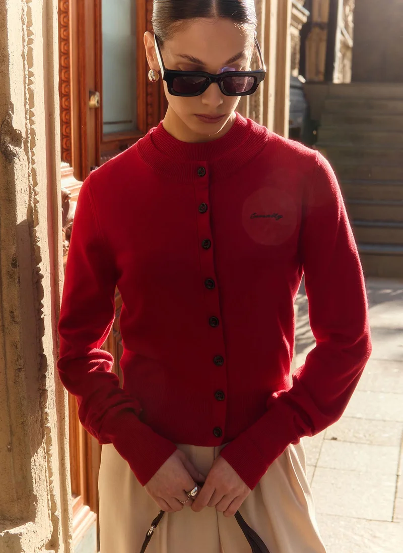 Lichi Knitted cardigan with chest embroidery